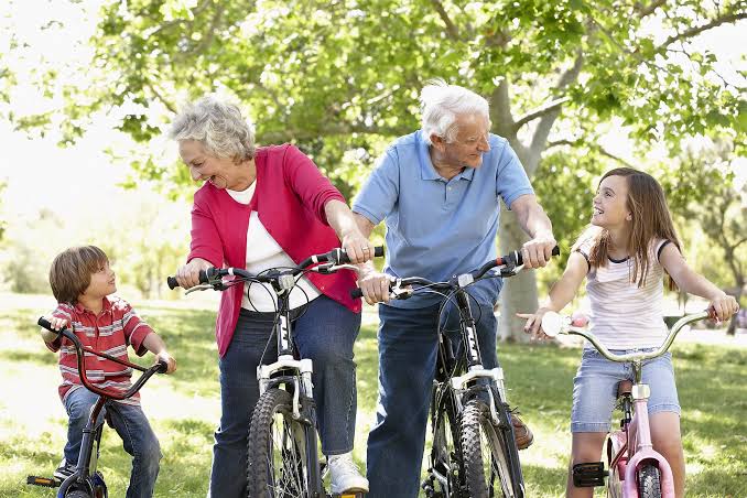 Healthy seniors with grandchildren